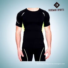 Latest design man's workout wear outfit compression shirts& shorts